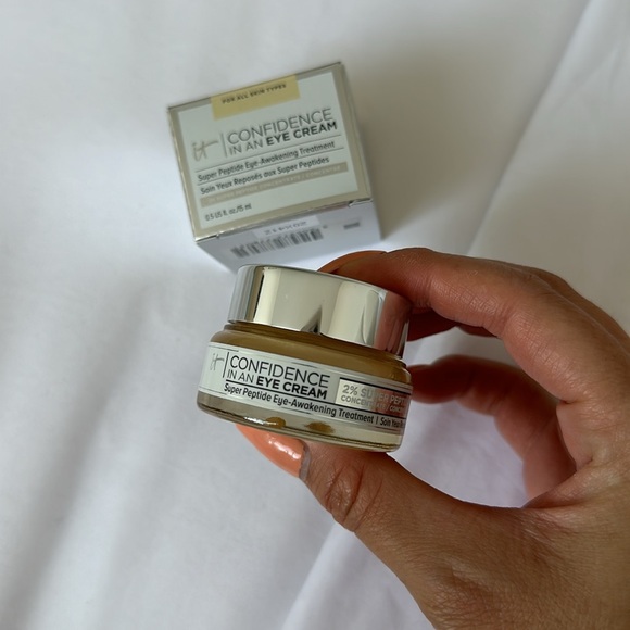 IT Cosmetics CONFIDENCE IN AN EYE CREAM ANTI-AGING PEPTIDE EYE CREAM - Picture 10 of 12